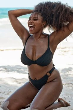 Maui Top - Black Crinkle -Sunny Tide Shop 1 c59b6350 21b1 4abc 8b6c dc8c2f4ca6be