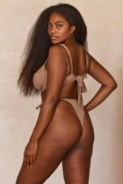 Clovelly Top - Husk 14 Clovelly Top - Husk -Sunny Tide Shop 2 5a001d55 a073 46d4 9250 311b66b89329