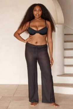 Belize Pant - Black Crinkle Linen 18 Belize Pant - Black Crinkle Linen -Sunny Tide Shop Belize Pant Black Crinkle 1 5a7eda5a c859 4397 8f18 96848764ca8c