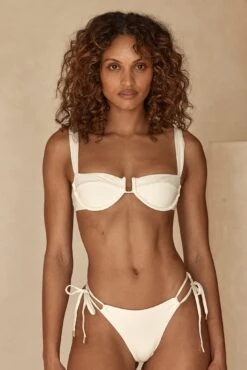 Cala Conta Bottom - Ivory 16 Cala Conta Bottom - Ivory -Sunny Tide Shop Cala Roja Top Ivory 2 9477ea65 4a2b 49f2 8735 2df47f9a5c8a