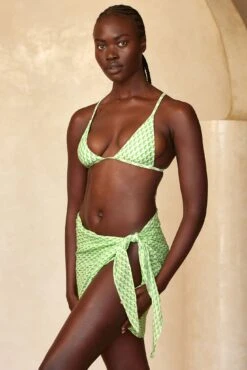 South Beach Sarong - Cypress Geo Crinkle Linen 9 South Beach Sarong - Cypress Geo Crinkle Linen -Sunny Tide Shop KAUCYP2