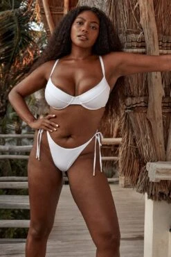 Palma Bottom - True White -Sunny Tide Shop Maui Top 15c6379f a749 45ba ba78 c6ad245e5f8a