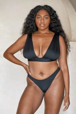 Aruba Top - Black -Sunny Tide Shop MondaySwim MP 2236 Edits